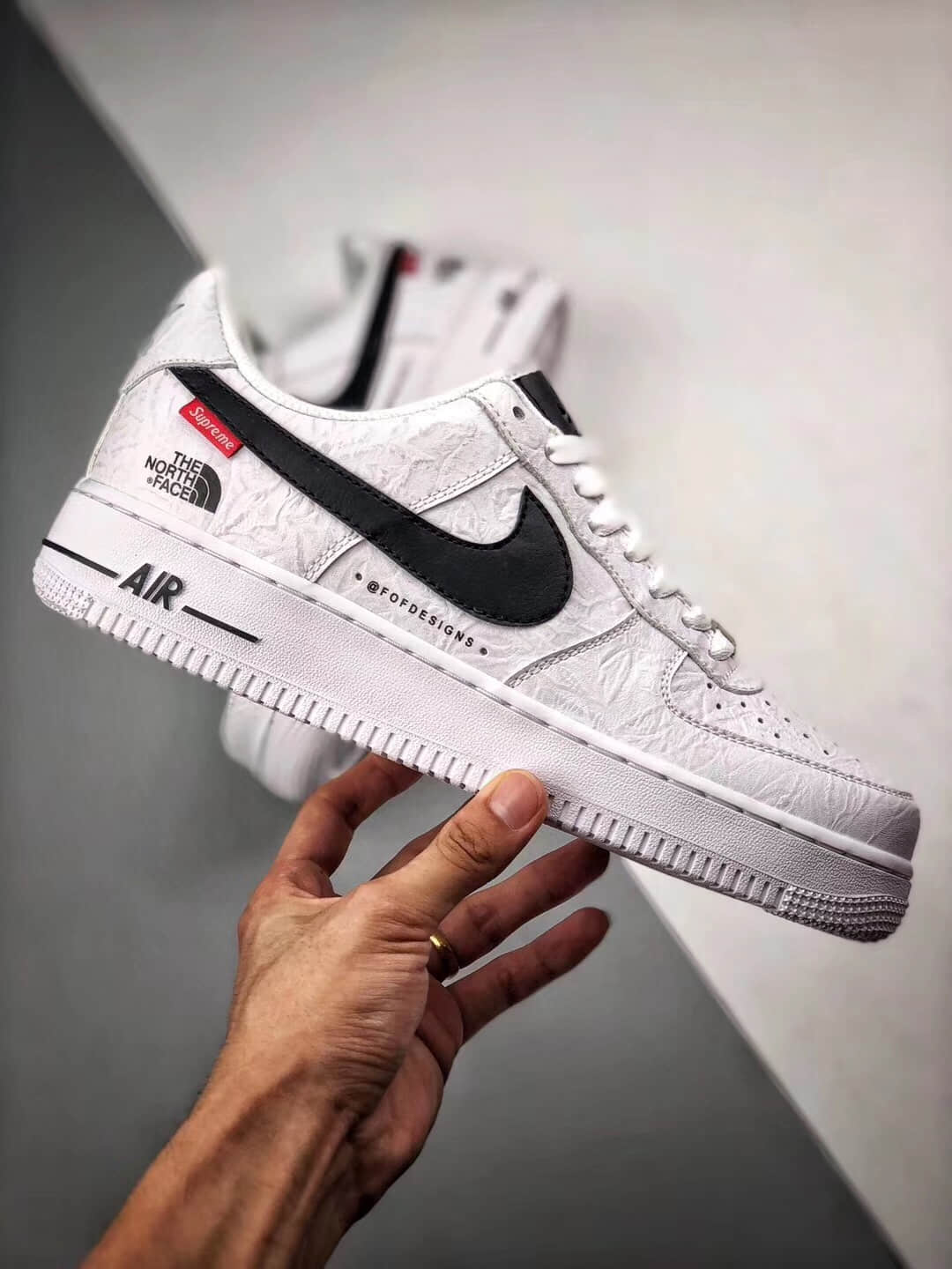 Air force one discount the north face supreme